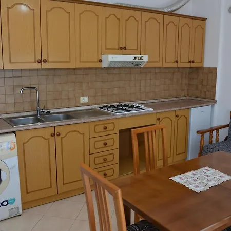 Cheap And Cozy For Rent In 100m By The Durrës